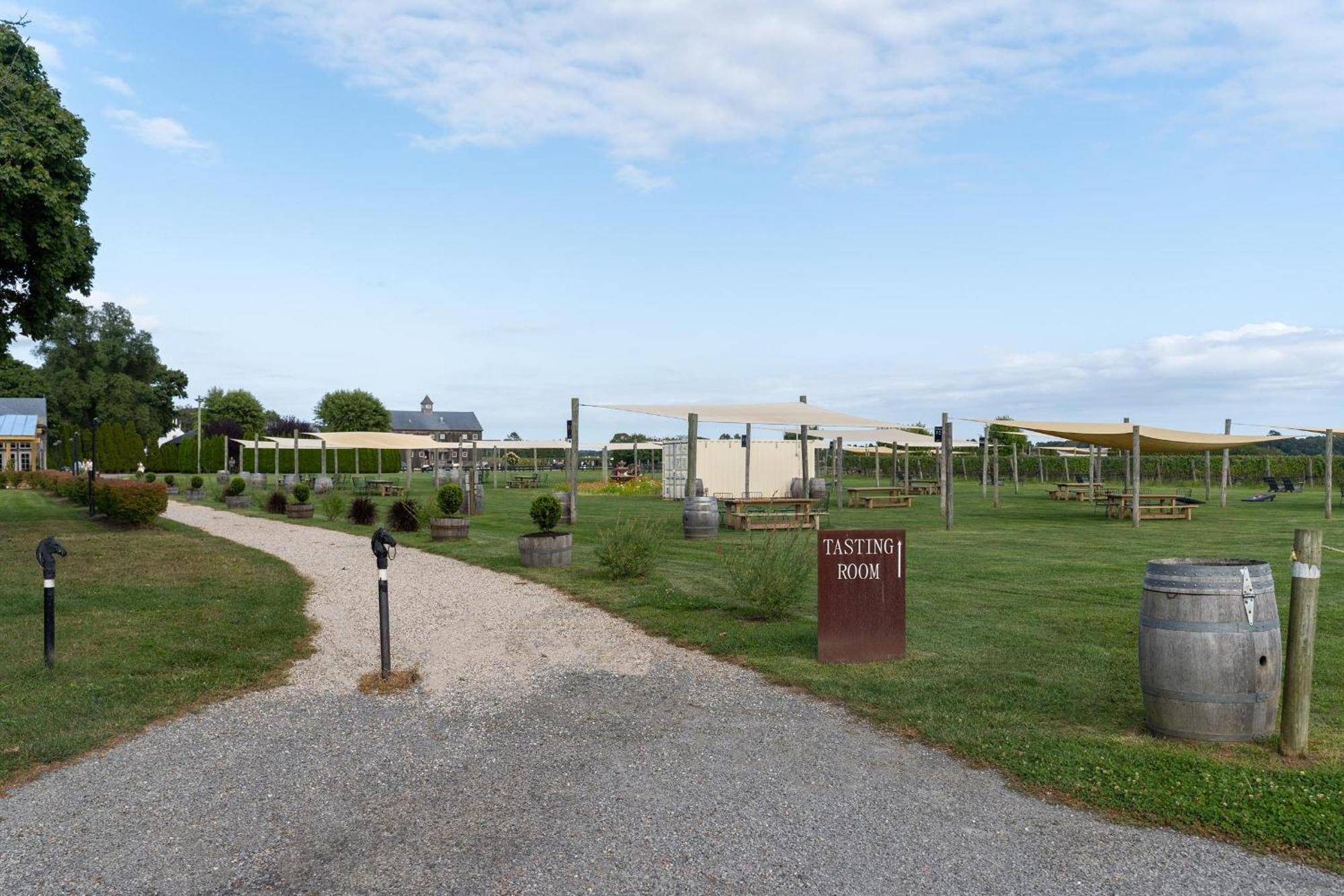 Nature'S Paradise: Private Dock & Water Views Mattituck Extérieur photo